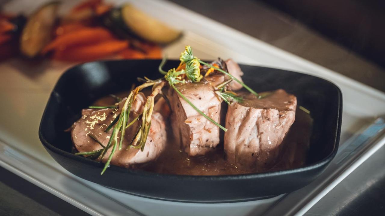 Logis Hotel Restaurant & Pizzeria Vuillot Cuiseaux المظهر الخارجي الصورة