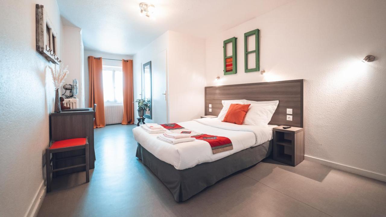 Logis Hotel Restaurant & Pizzeria Vuillot Cuiseaux المظهر الخارجي الصورة