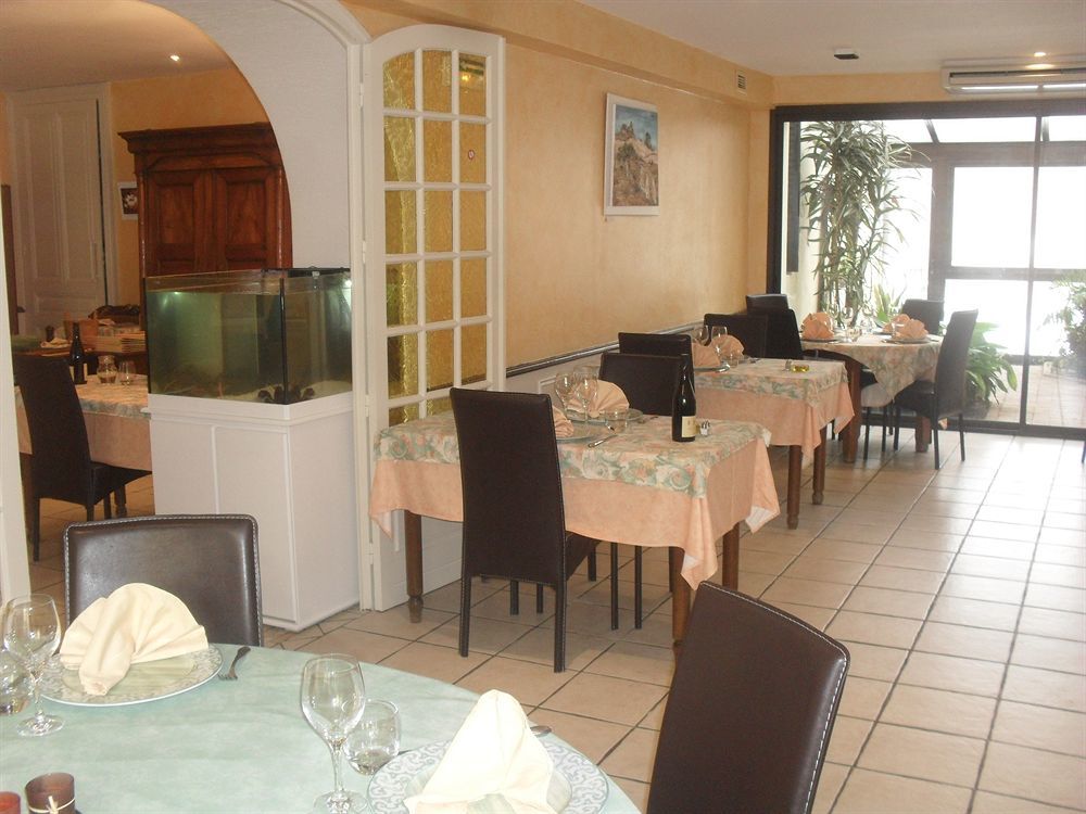Logis Hotel Restaurant & Pizzeria Vuillot Cuiseaux المظهر الخارجي الصورة